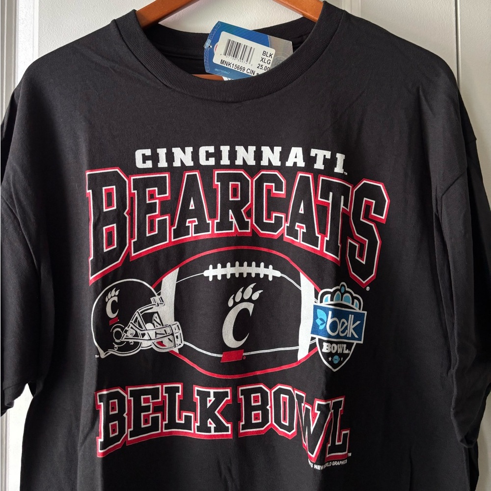 NWT UC Bearcats University of Cincinnati T-Shirt Blk Big 12 Football Size XL NEW